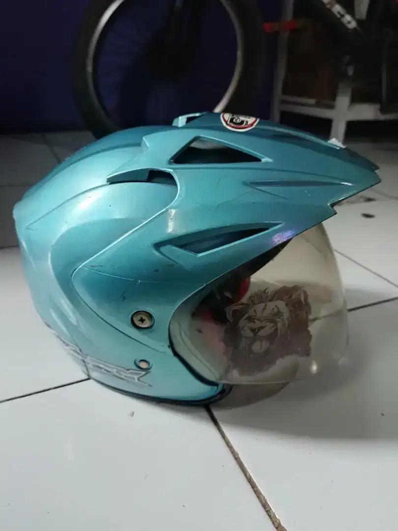 Helm anak second