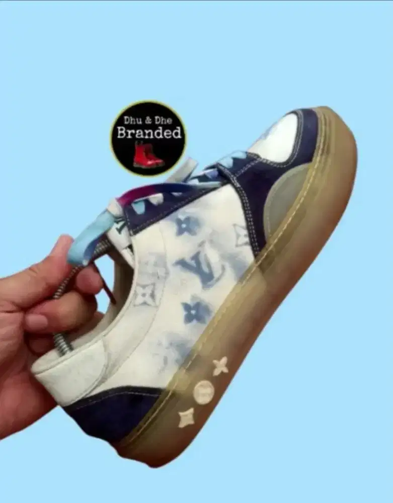 Sepatu Luis Vuitton ollie watercolour mono 41 Italia (Prelove) NEGO