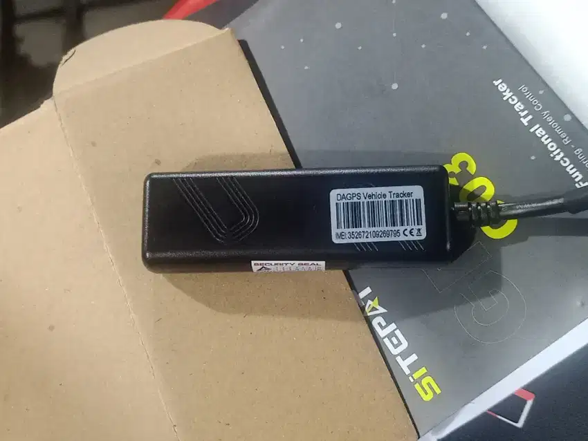 GPS GPS tracker pelacak mobil