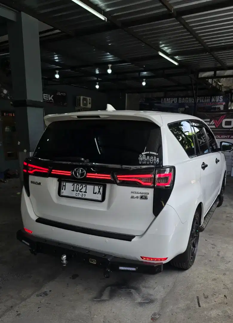 Stoplamp Innova Reborn V2 Smoke Plus Trunk Lid - BMW Style