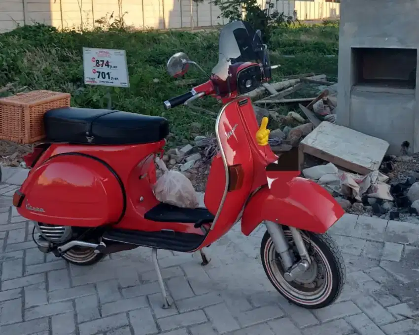 Vespa Exclusive PX 2, Istimewa