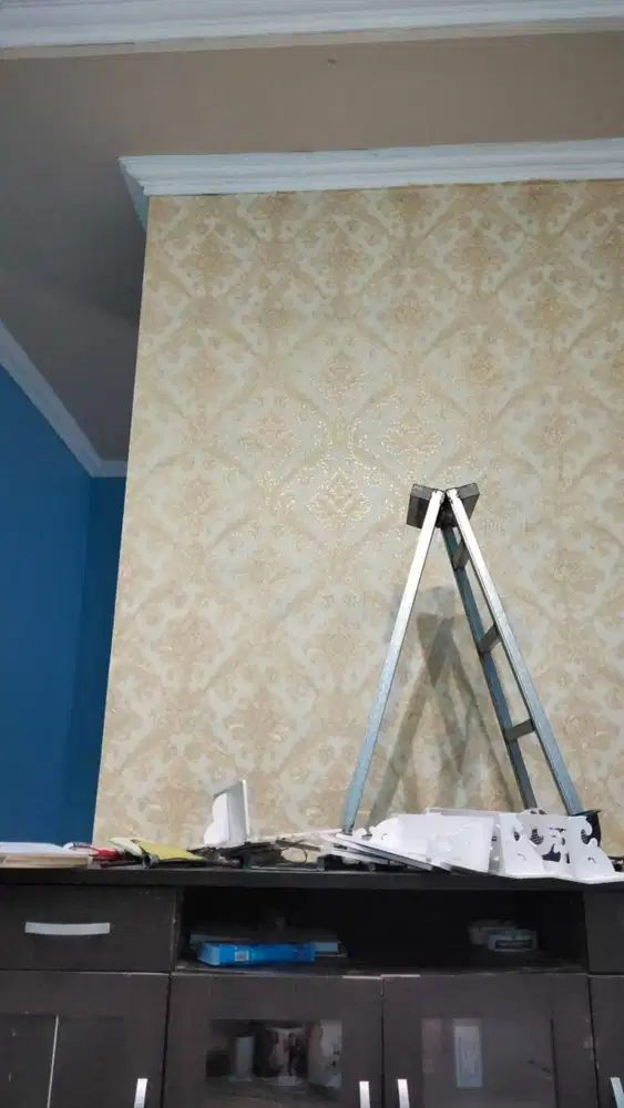 WALPAPER PREMIUM KANTOR HOTEL RUMAH AREA COLOMADU