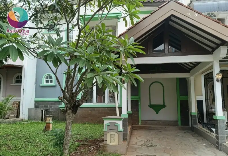 Disewakan rumah 2 lantai di legenda wisata cibubur