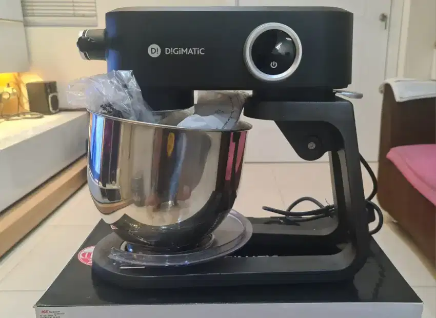 PROFESSIONAL KITCHEN MIXER