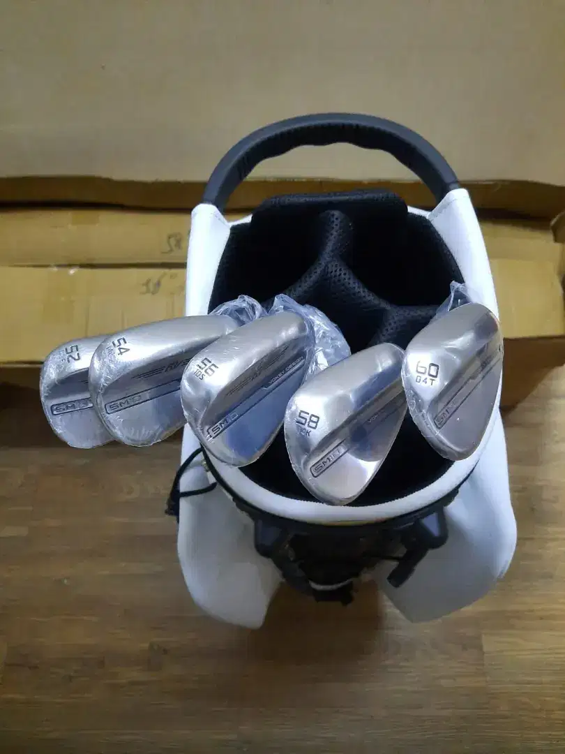Stick Golf Wedge Titleist Vokey  SM10 Kondisi Baru Gress 100%