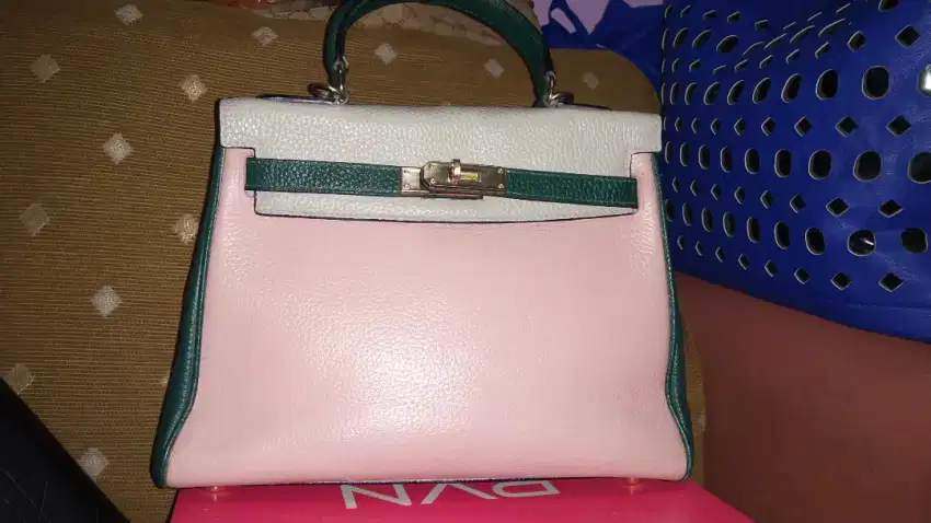 Tas wanita sije cantik