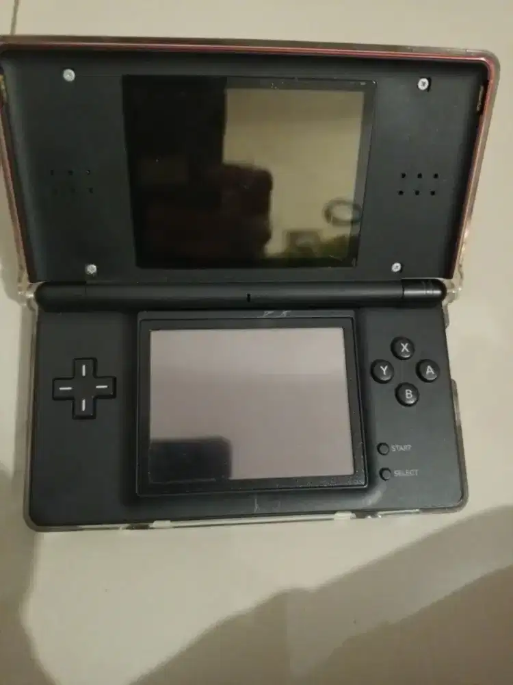 Dijual Nitendo DS