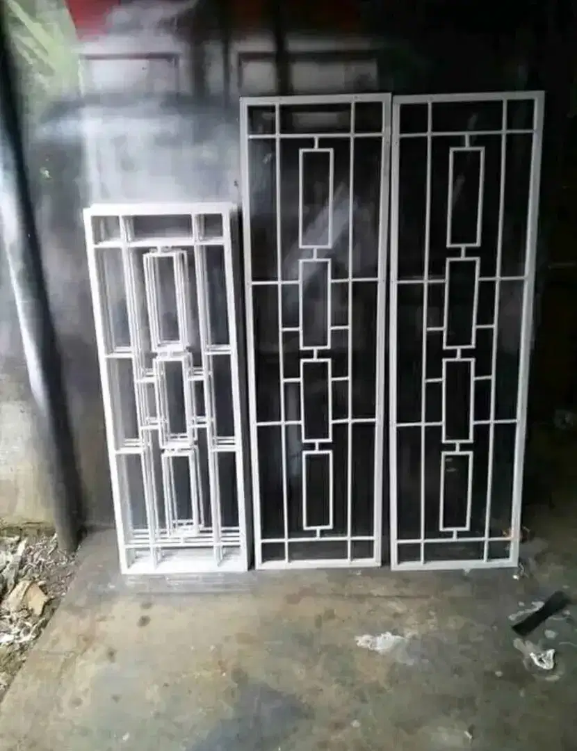 Teralis jendela motif terbaru
