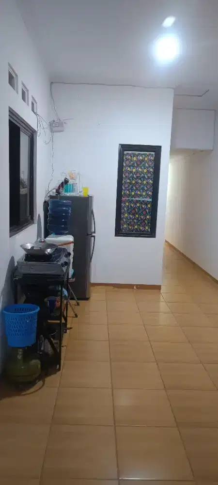 Di sewakan KOST 54 khusus putri bangunan baru harga nego silahken