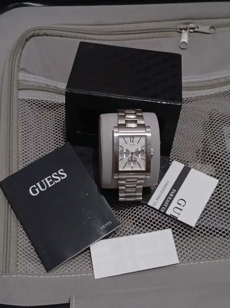 Jam Tangan Guess Gents Strap Besi