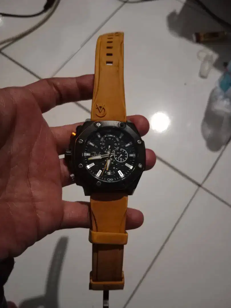 Jam tangan alexander christi