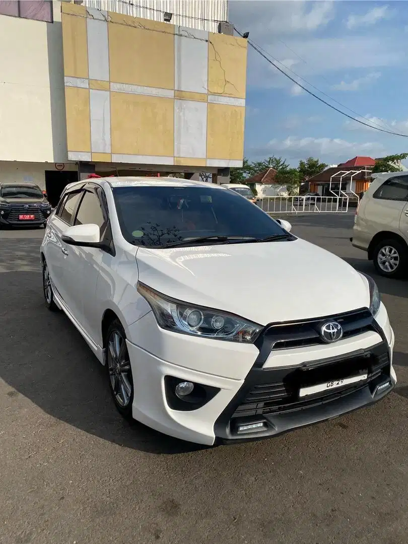 Yaris TRD sportivo M/T 2015