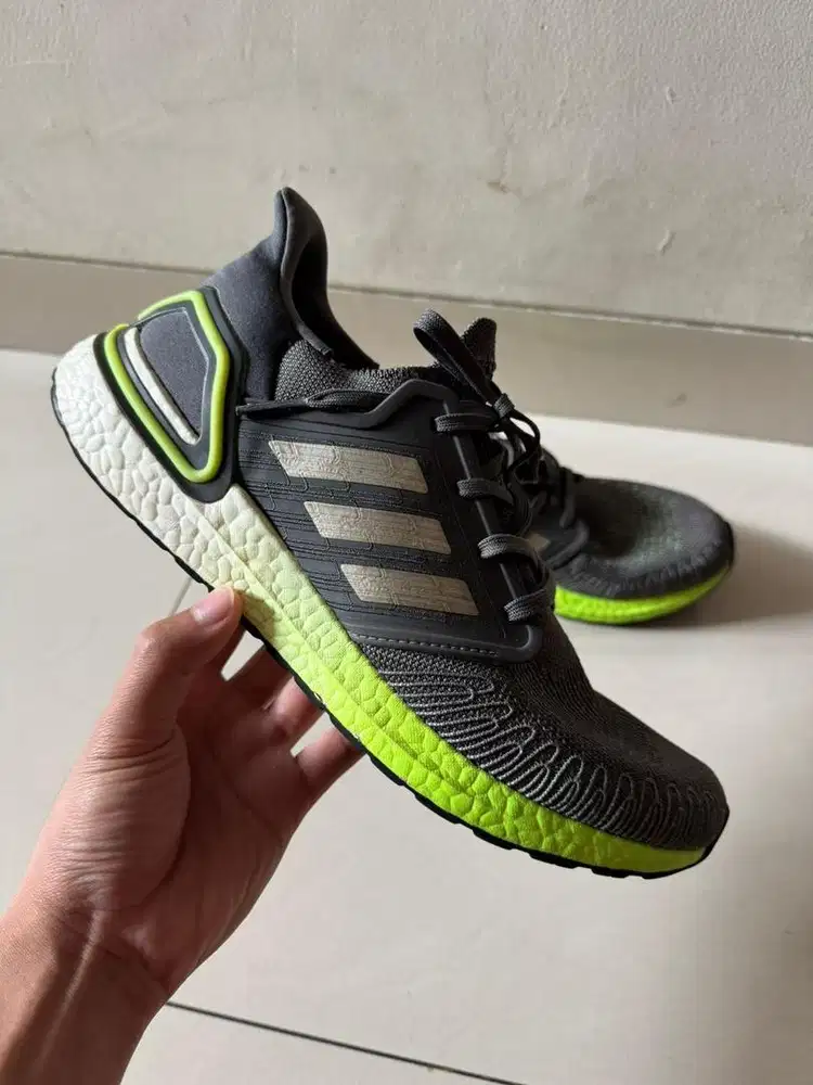 Adidas Ultra Boost 20