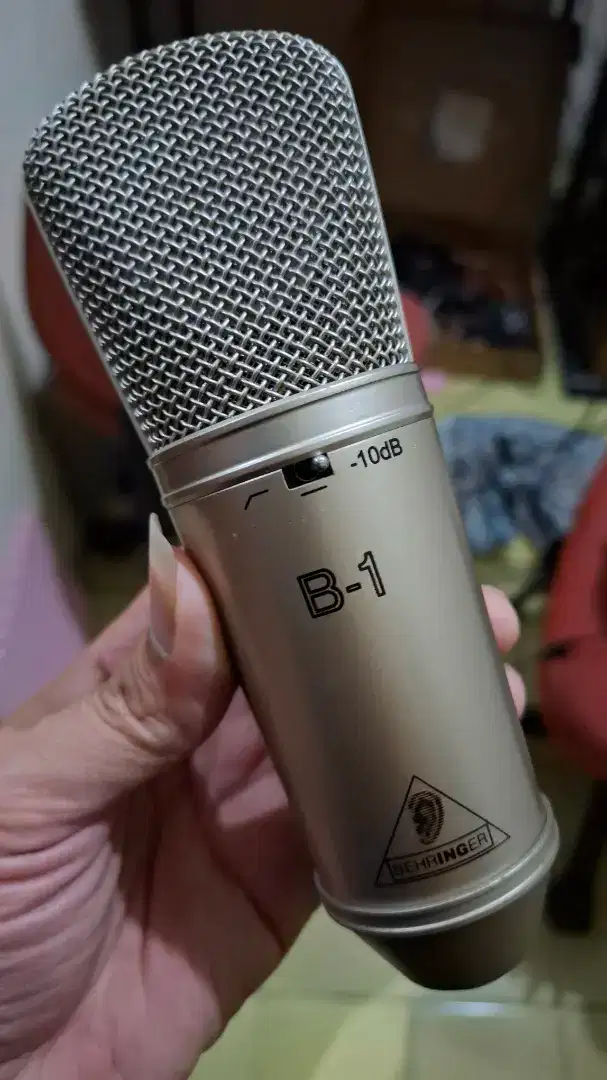 Mic Condensor Behringer B1
