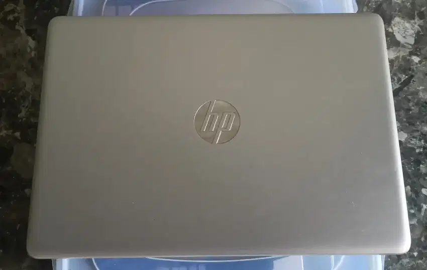 Laptop HP 14-CM0013AX AMD A9