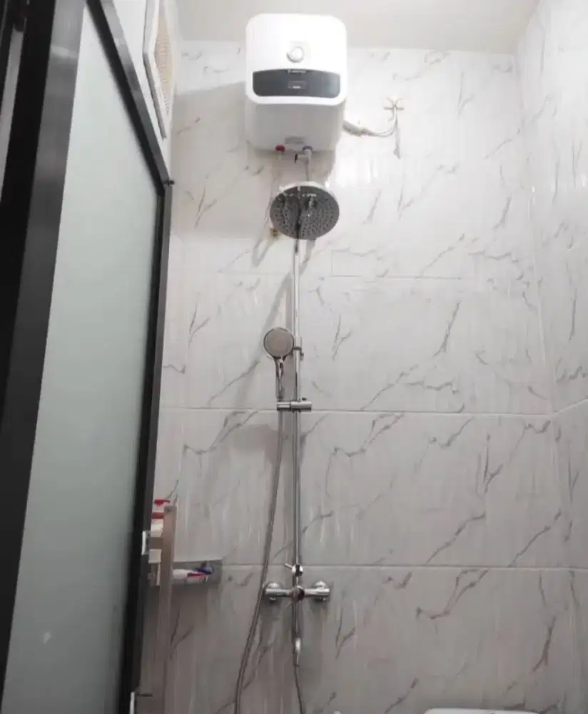 Water heater listrik dan gas