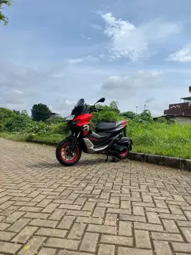 APRILIA SR GT 200 S 2022 LOW KM