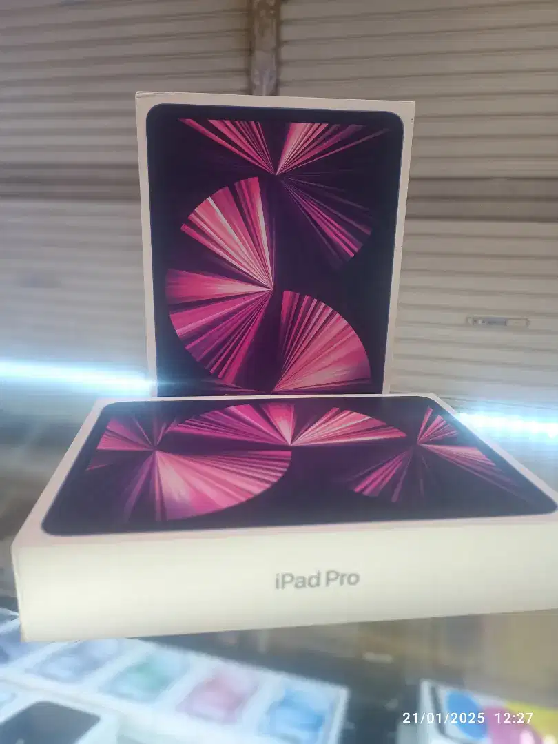 Ipad pro M1 128GB wifi only garansi 1 tahun