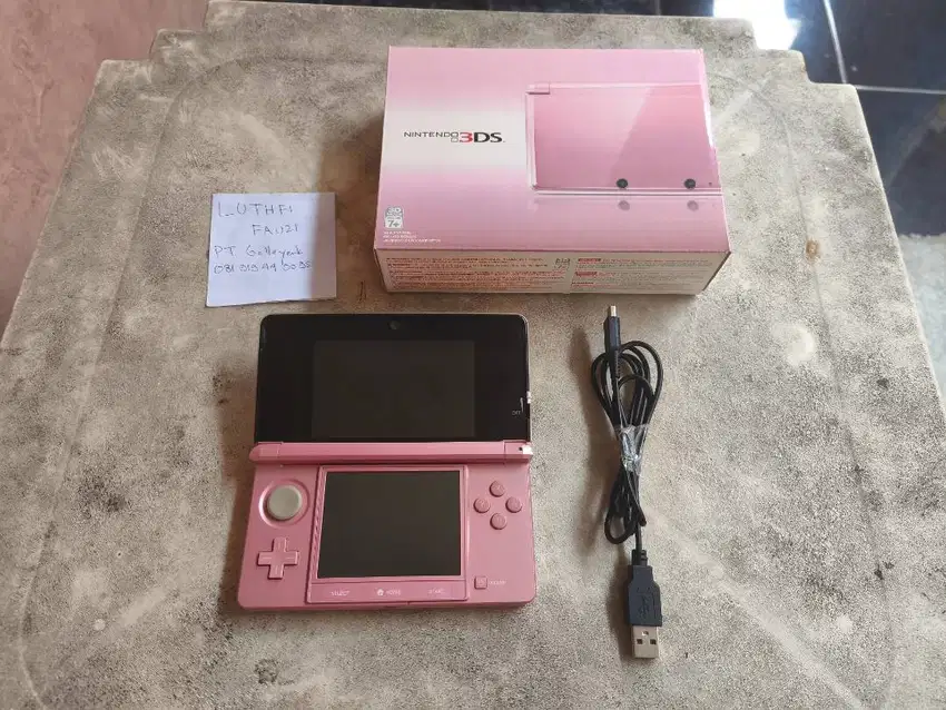 Nintendo 3DS not XL Pearl Pink 64GB Fullset 02