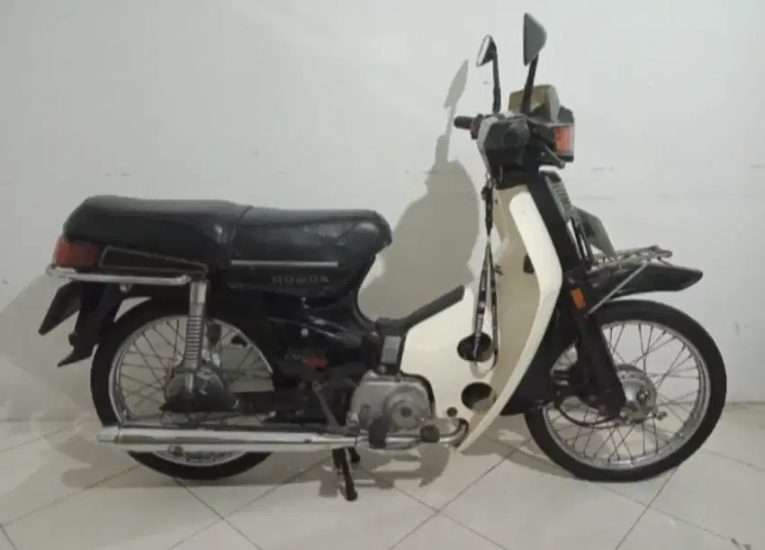 Honda Astrea 800 Honda C700 Honda C800 Original Cat