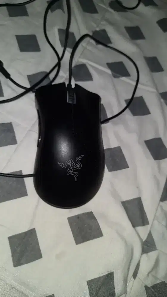 Mouse gaming merek rezer