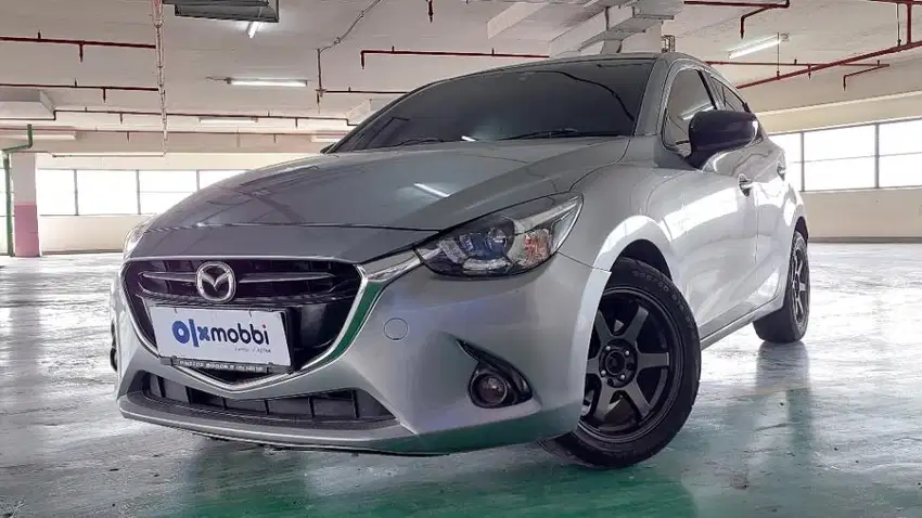 [OLXmobbi] Mazda 2 1.5 Bensin-AT 2015 Silver