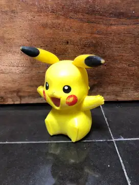 figure pikacu pokemon