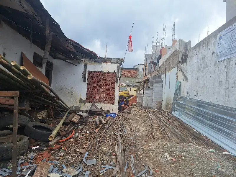 Rumah Townhouse Berkualitas Di Utan Kayu Utara