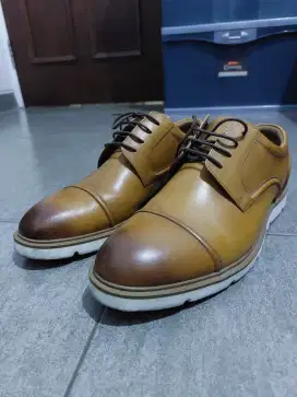 Sepatu Formal Aldo