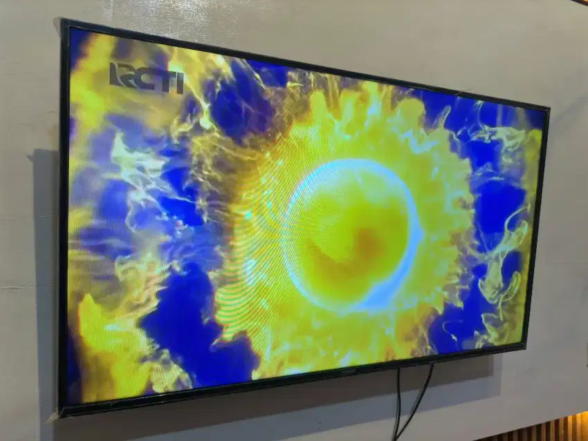 SAMSUNG SMART TV 43 inch