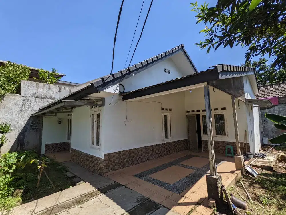 Rumah kontrakan di sewa kan tangerang BSD Ciater