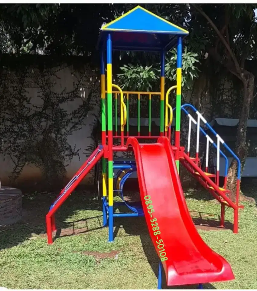 Playground rumah perosotan