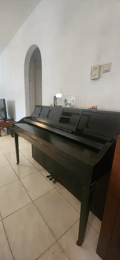 Dijual Piano Baldwin
