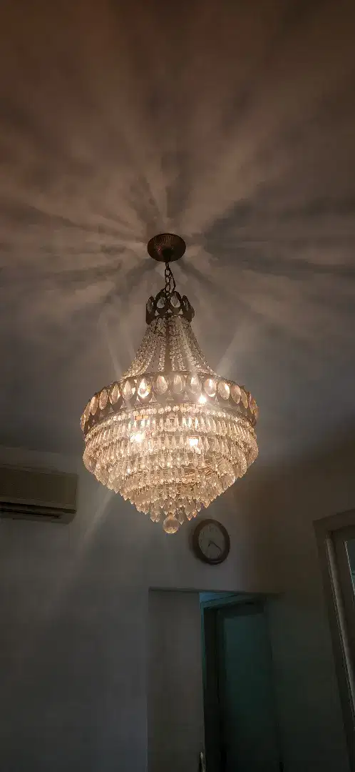 Dijual Lampu Chandelier Antik
