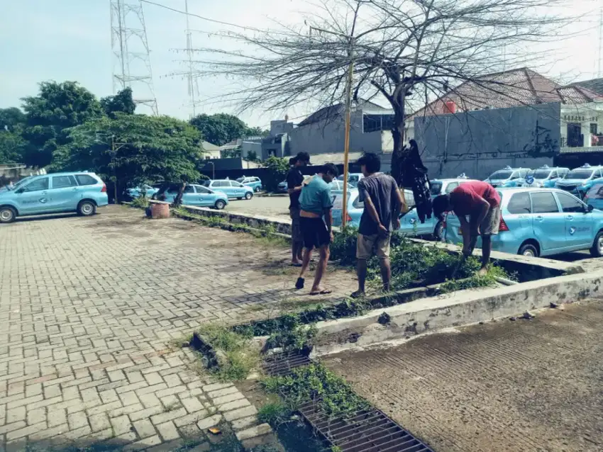 Supir penumpang dan logis