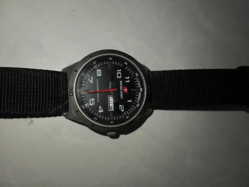 Jam Tangan Swiss Army