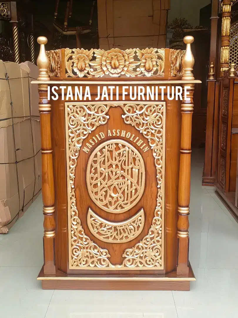 Mimbar masjid podium