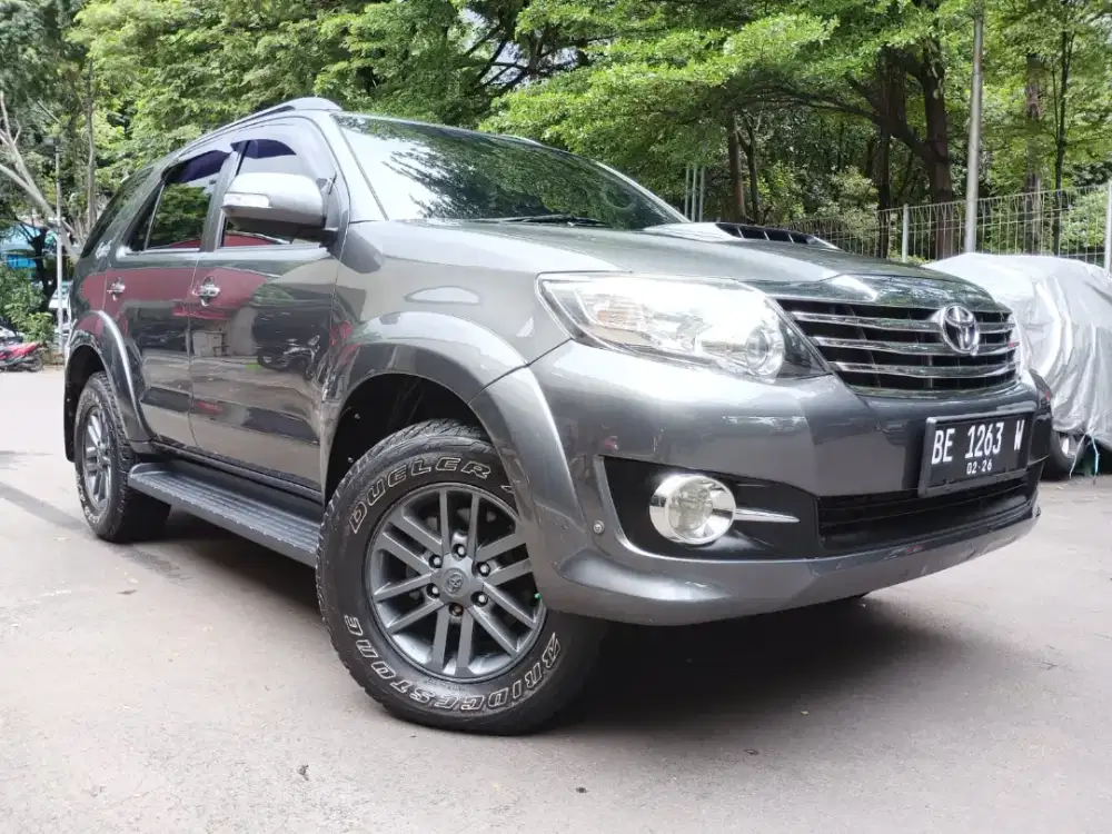 Toyota Fortuner VNT 4x4 AT Diesel