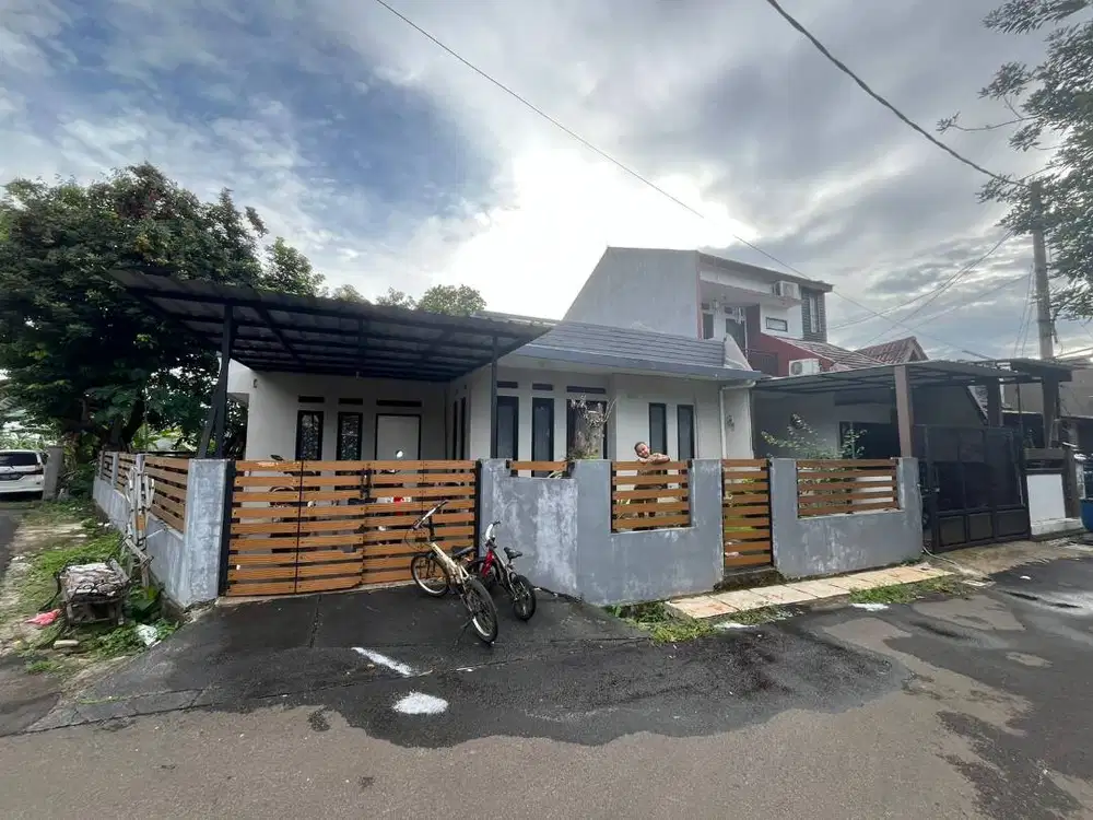 Rumah Hook baru renovasi lokasi Vila Dago LT 185 LB 159