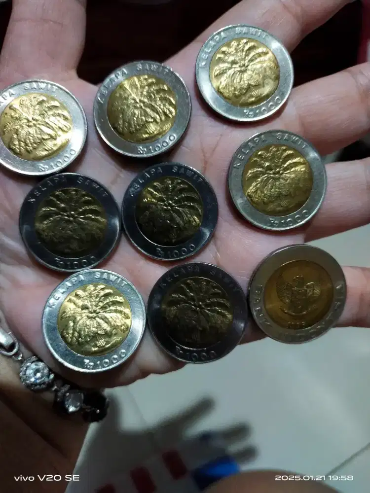 Di Jual Uang Logam 1,000 Kelapa Sawit