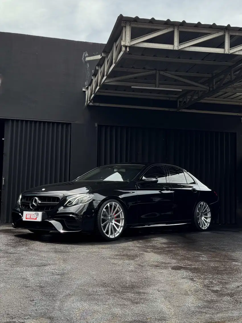 Mercedes Benz e300 amg 2016