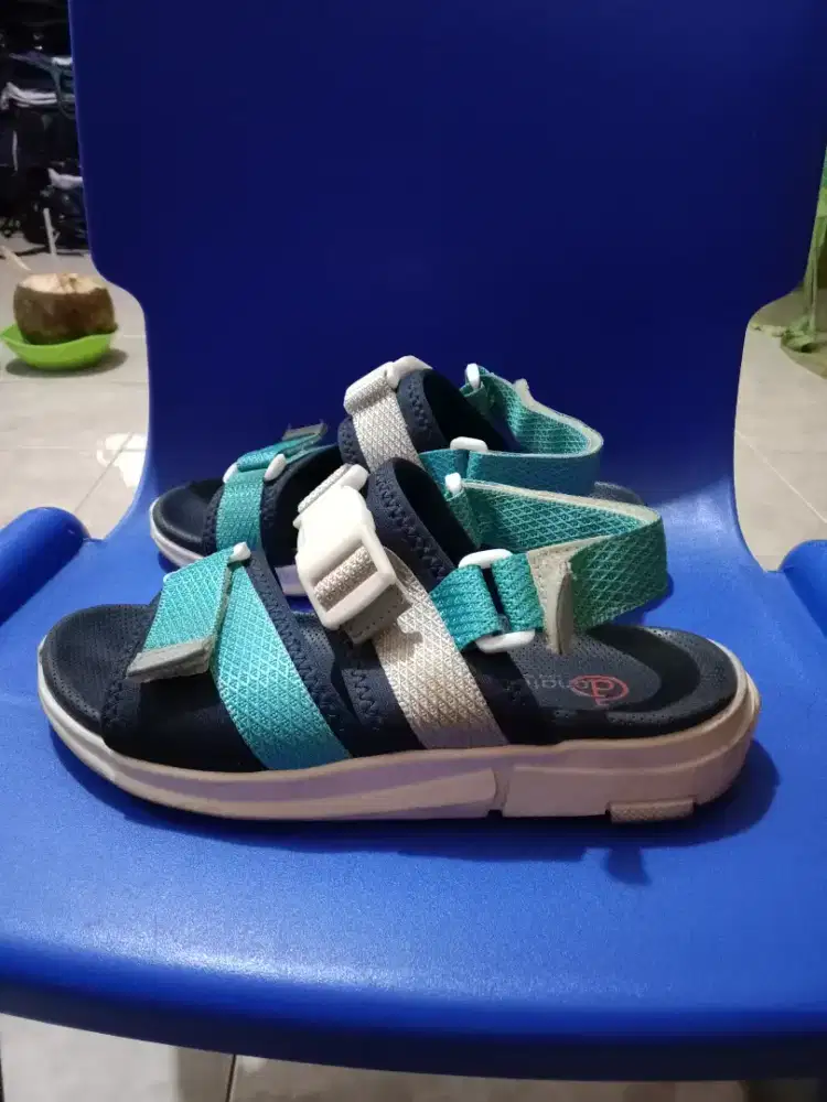 Sendal gunung anak donatelo harga 50 rb an
