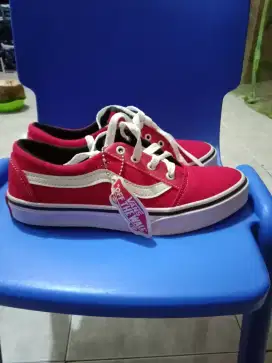 Sepatu vans  ,, harga 100 rb aja