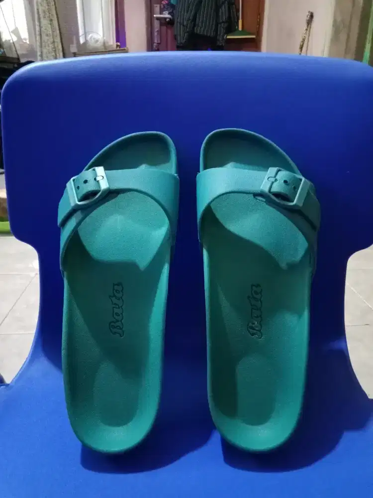Sendal bata 50 rb aja