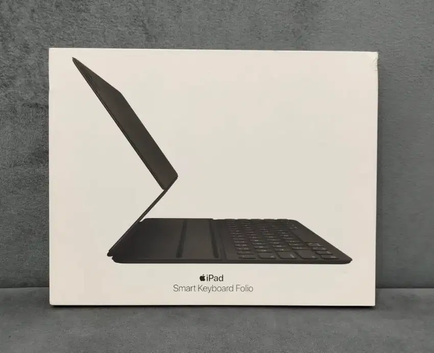 iPad Smart Keyboard Folio