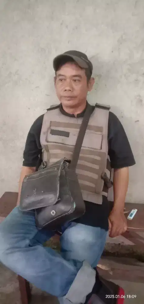 Saya Butuh untuk kerja sbg  freelance atau full time