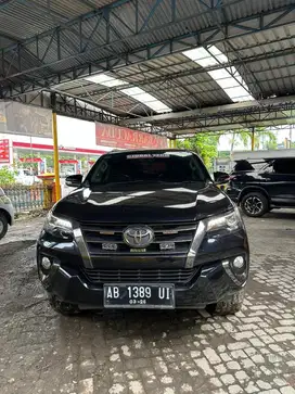 Toyota Fortuner VRZ 2017 solar