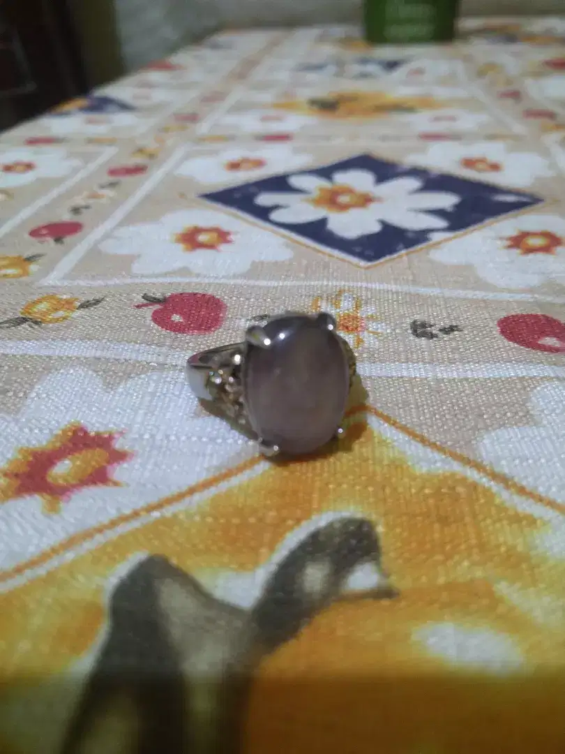 Cincin batu akik perempuan warna ungu