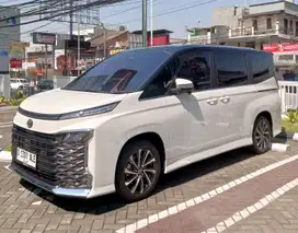 KM 3500 Voxy 2024 antik