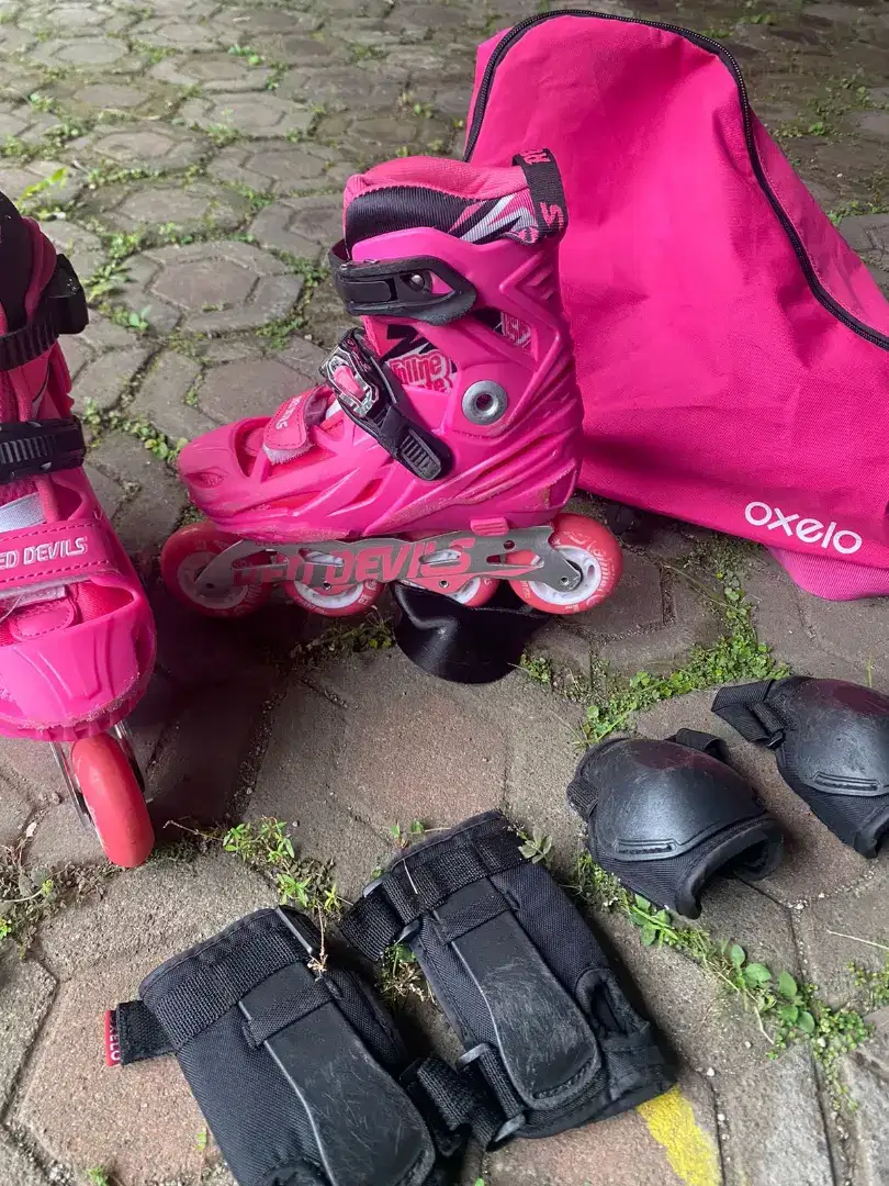Inline skate anak merk cougar UK.32-35